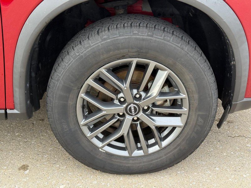 Used 2023 Nissan Rogue S FWD image 7