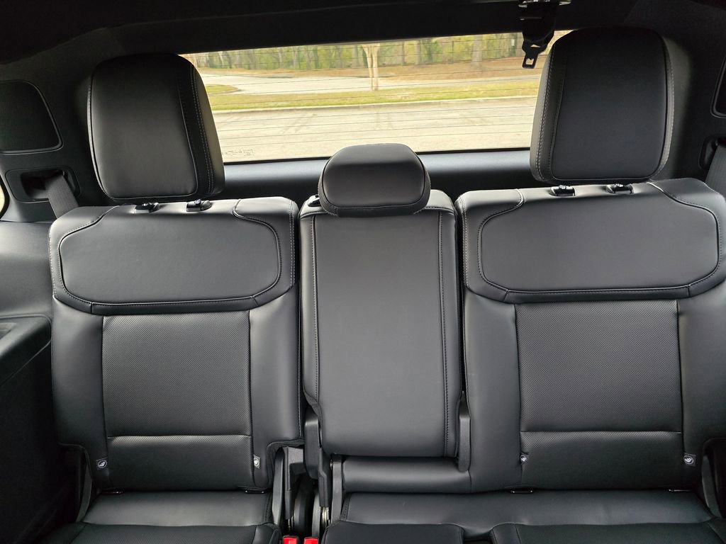 New 2025 Ford Expedition Platinum w/ Stealth Appearance Package image 56