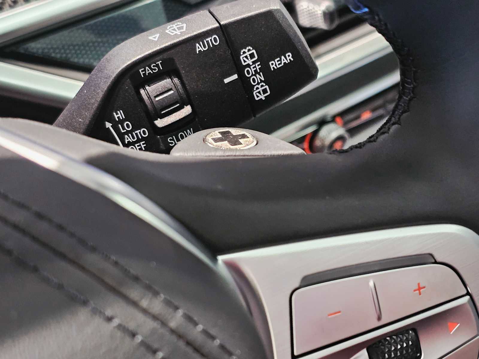 New 2026 BMW ALPINA XB7 image 12