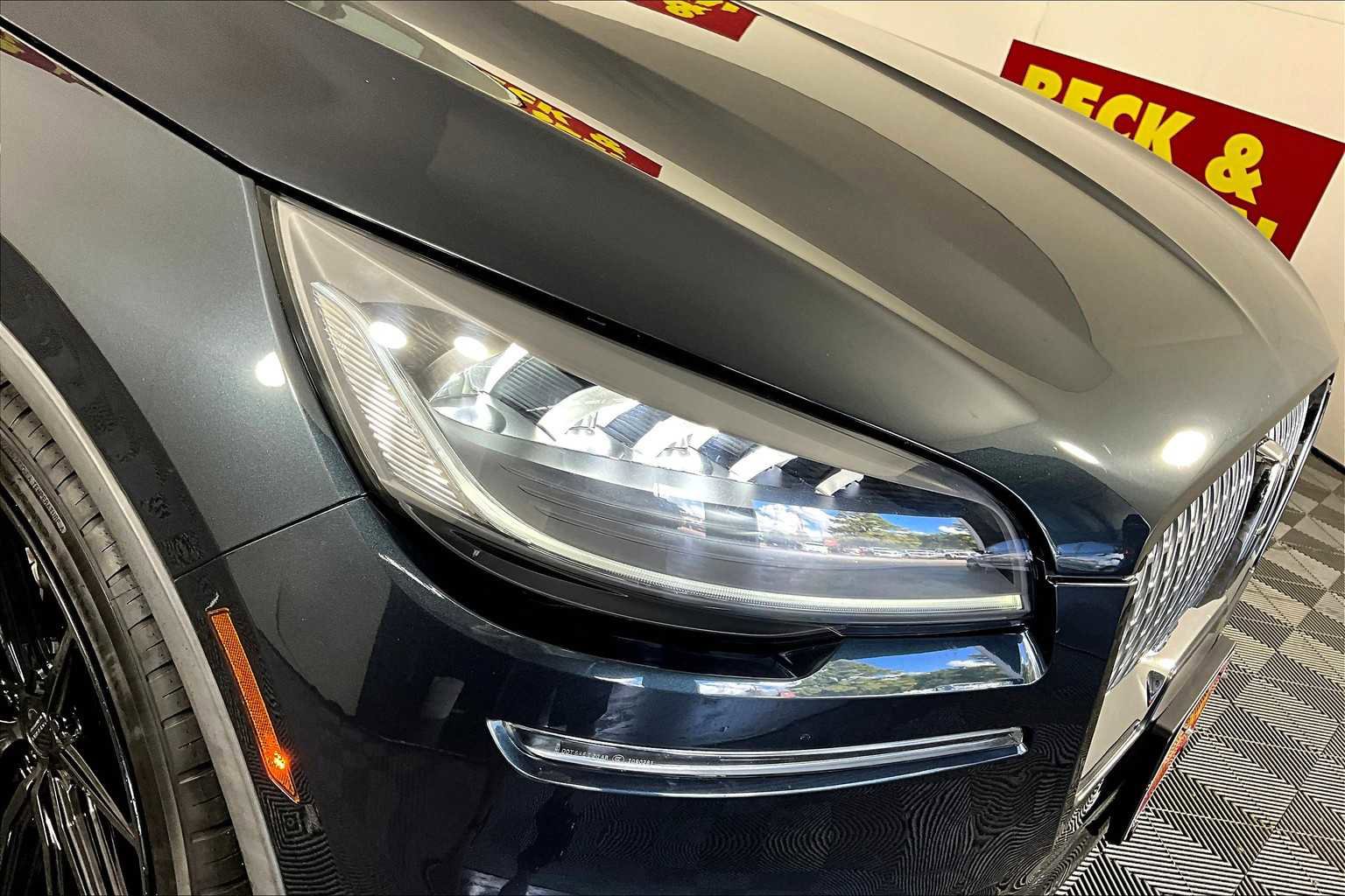 Used 2022 Lincoln Aviator Reserve w/ Elements Package Plus image 25
