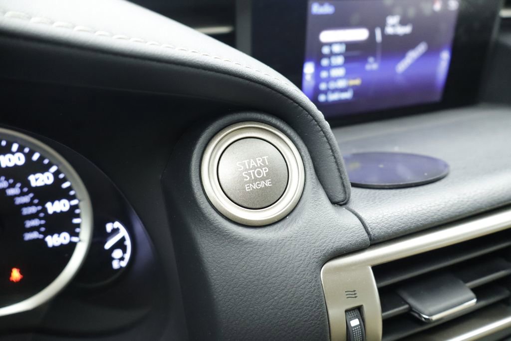 Used 2015 Lexus IS 250 RWD image 27