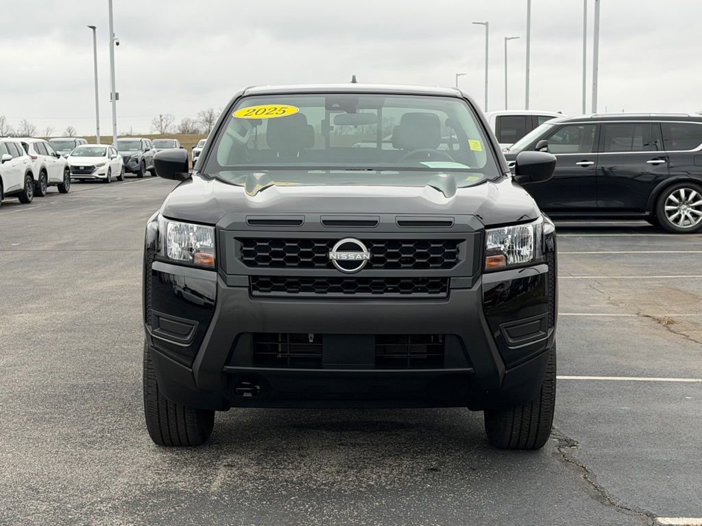 Used 2025 Nissan Frontier S image 9
