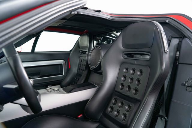 Used 2005 Ford GT image 14