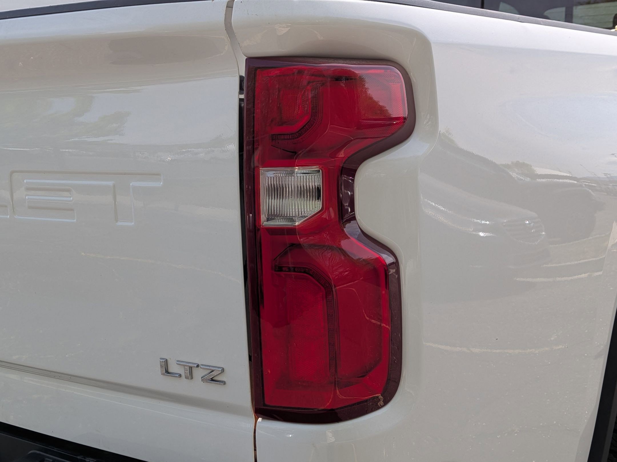 Used 2023 Chevrolet Silverado 3500 LTZ w/ LTZ Plus Package image 12