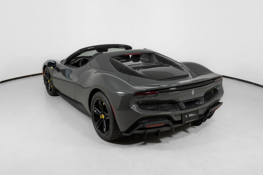 Used 2025 Ferrari 296 GTS image 5