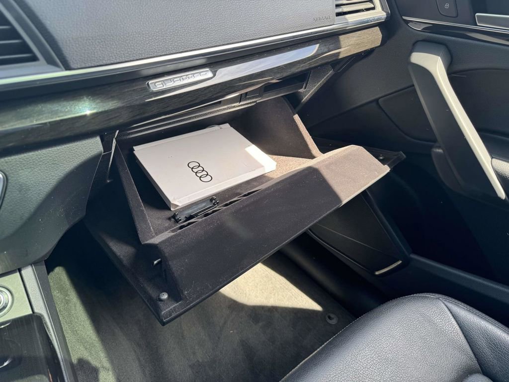 Used 2020 Audi Q5 2.0T Premium w/ Convenience Package image 33