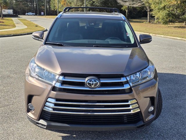 Used 2019 Toyota Highlander Limited image 2