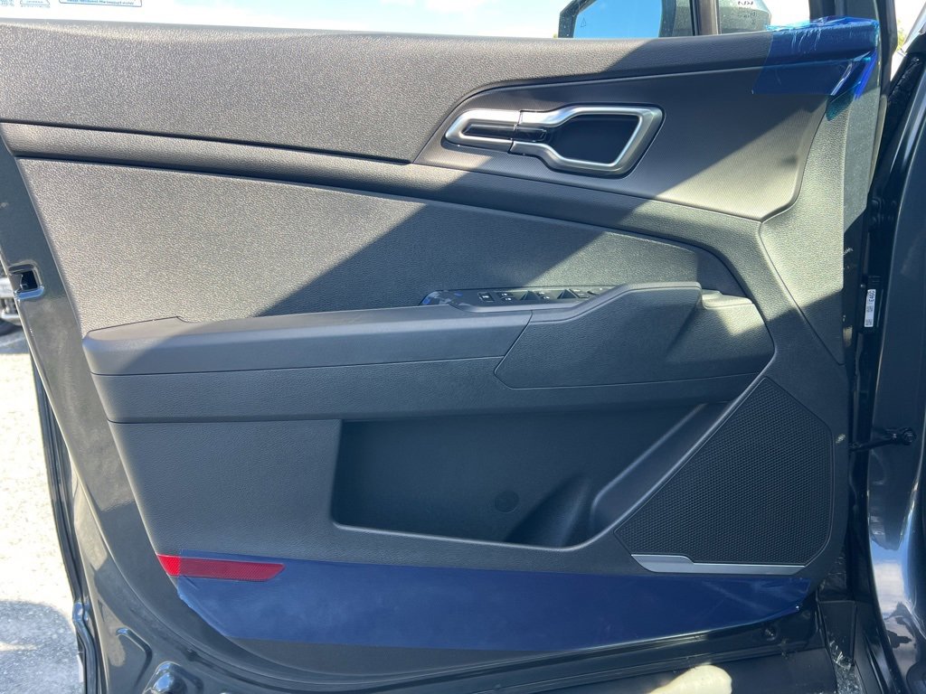 New 2026 Kia Sportage S image 7