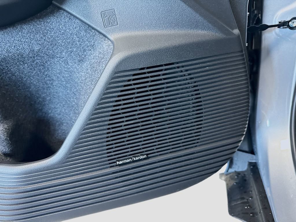 New 2026 Subaru Outback Limited image 17