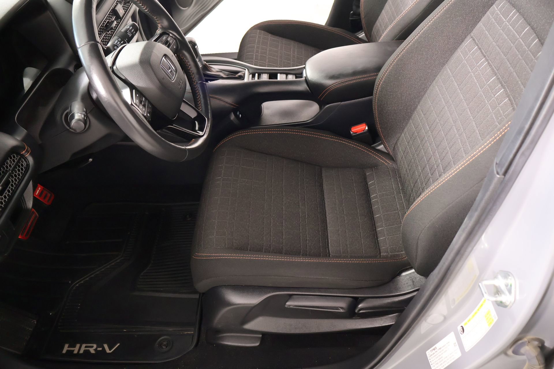 Used 2024 Honda HR-V Sport image 11