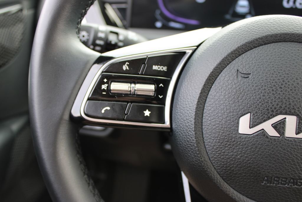 Used 2025 Kia Seltos S image 34