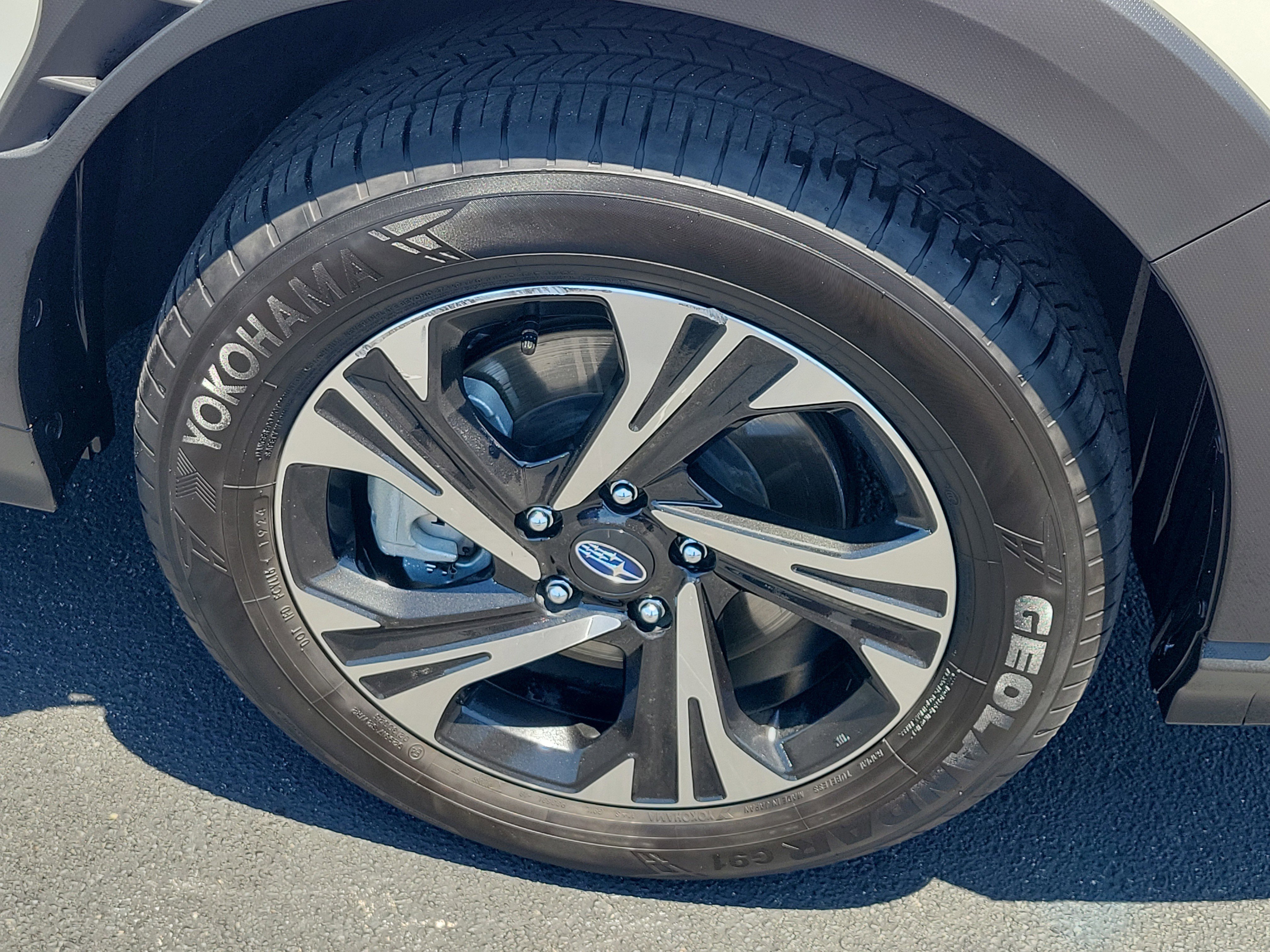 Used 2024 Subaru Crosstrek 2.0i Premium AWD/4WD image 8