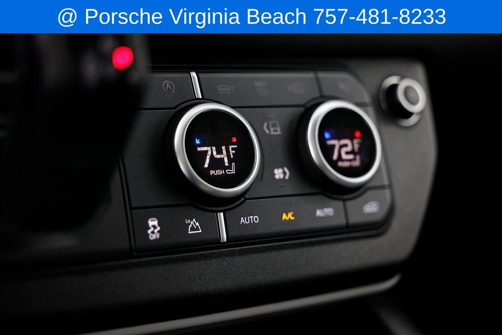 Used 2023 Land Rover Defender 90 S image 38