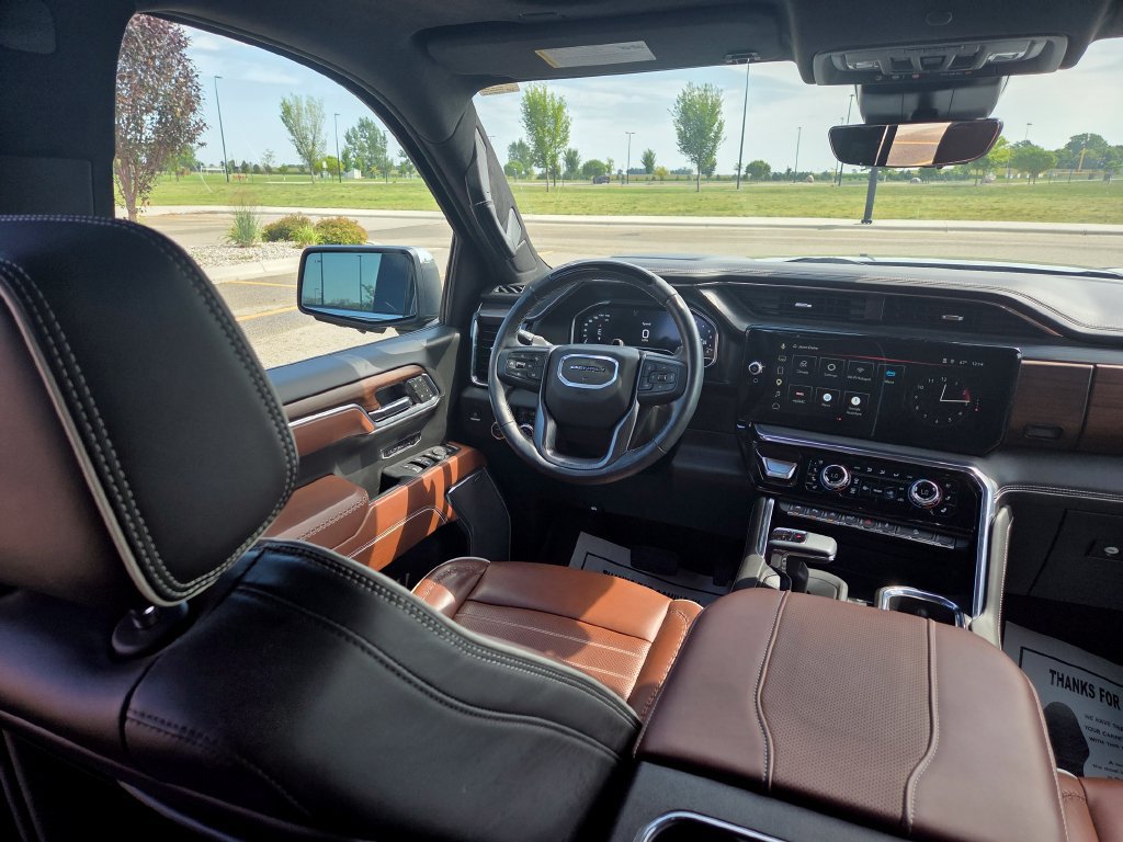 Used 2025 GMC Sierra 1500 Denali Ultimate AWD/4WD image 13