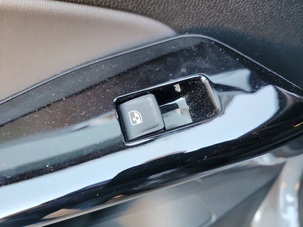 Used 2021 Volkswagen ID.4 Pro image 15