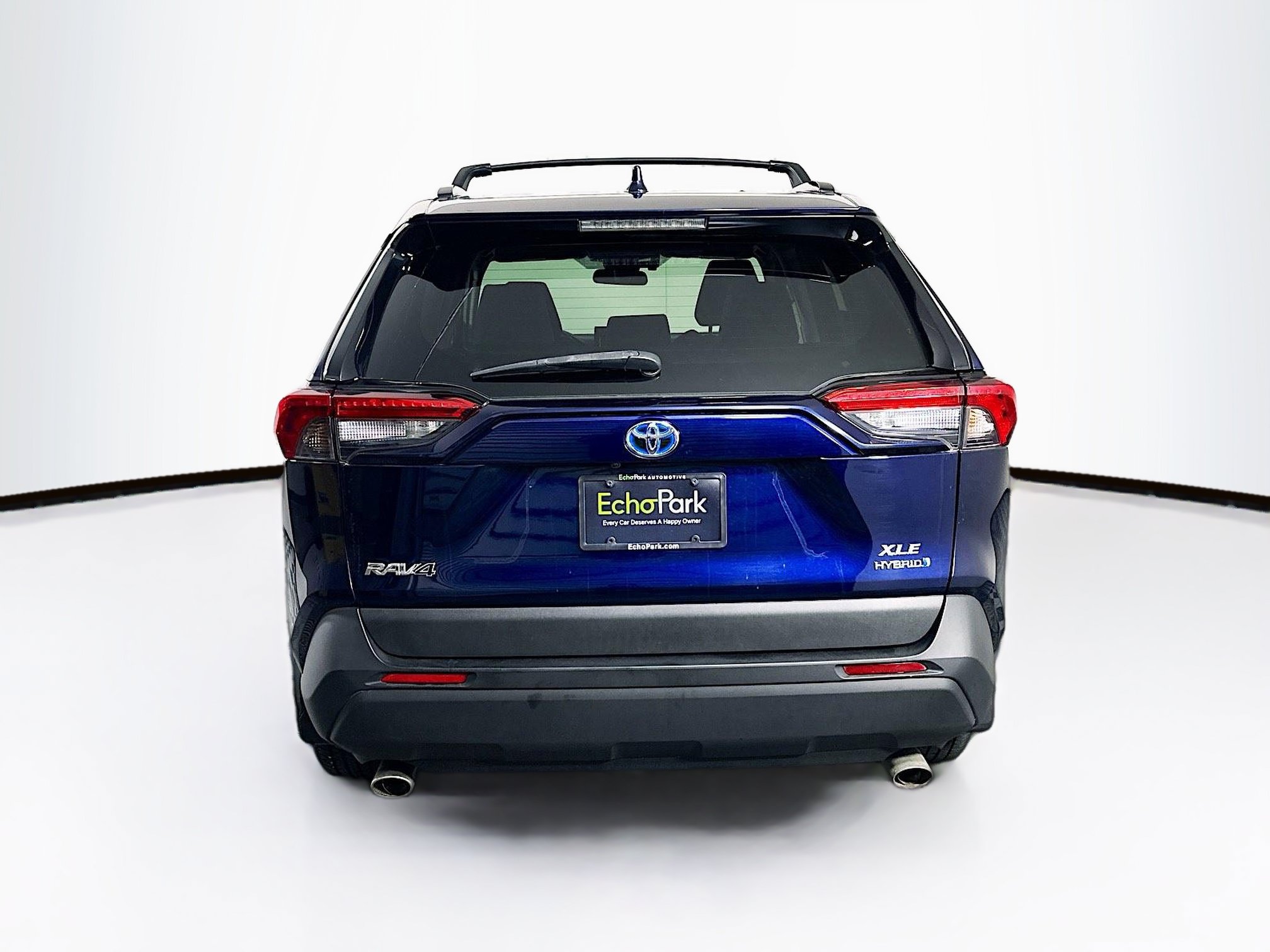 Used 2020 Toyota RAV4 XLE w/ Convenience Package AWD/4WD image 7