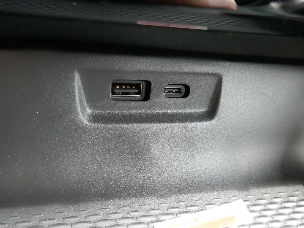 New 2026 GMC Terrain Denali w/ LPO, Black Badging Package AWD/4WD image 26