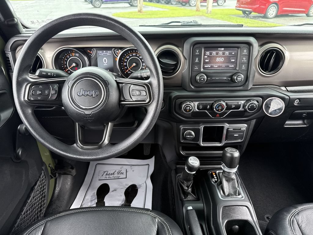 Used 2020 Jeep Wrangler Unlimited Sport AWD/4WD image 31