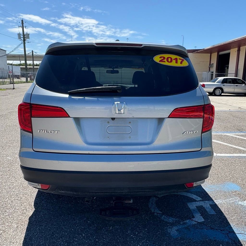 Used 2017 Honda Pilot EX-L image 4