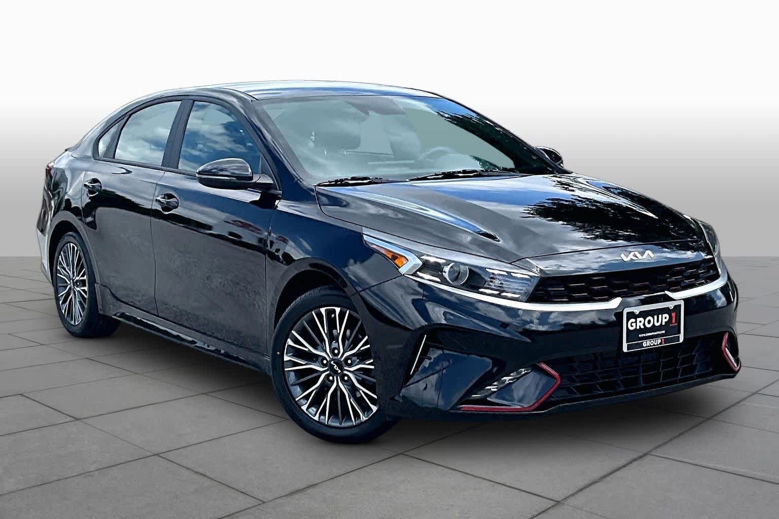 Used 2023 Kia Forte GT-Line FWD image 3