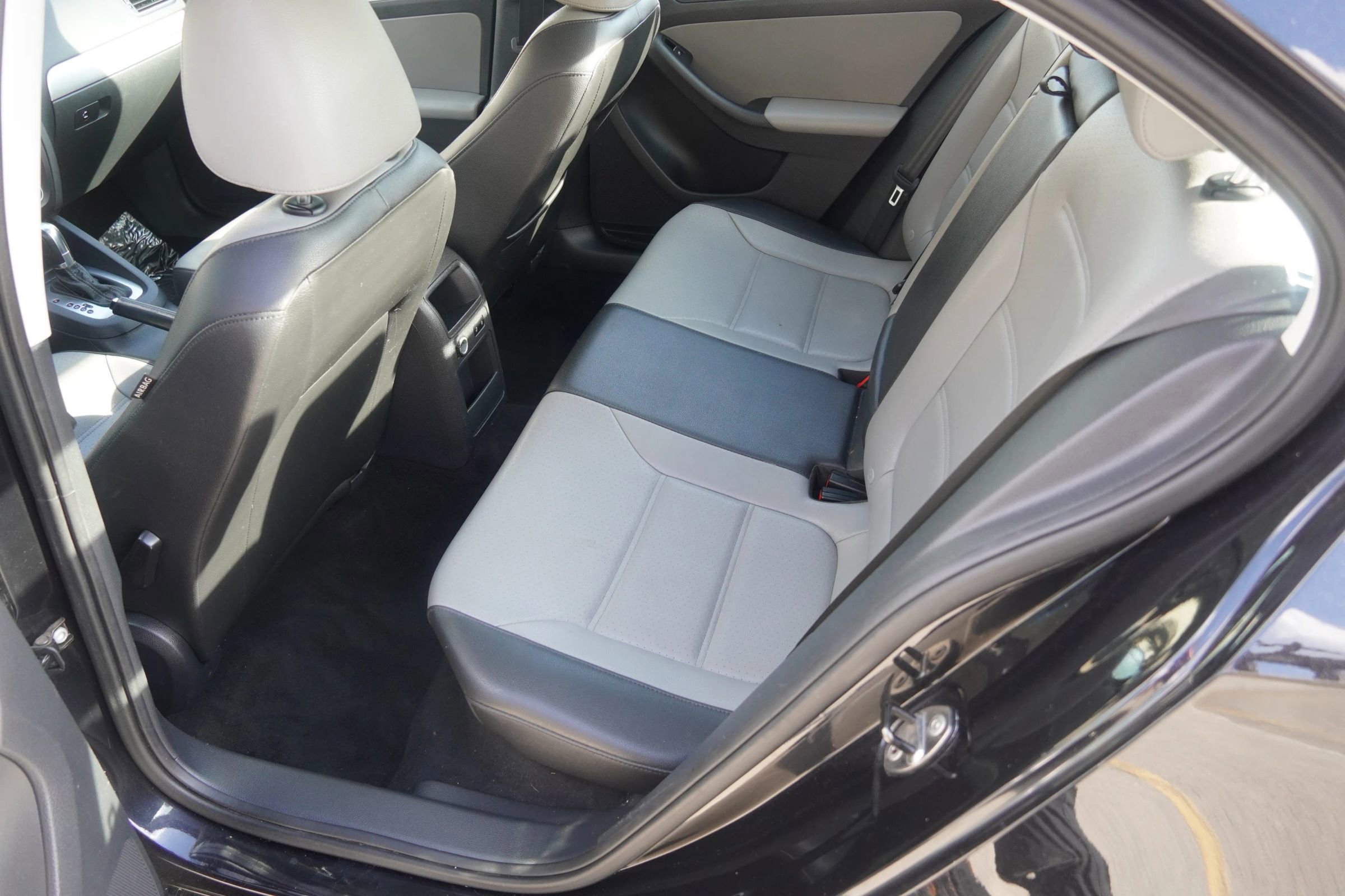 Used 2014 Volkswagen Jetta SEL image 23