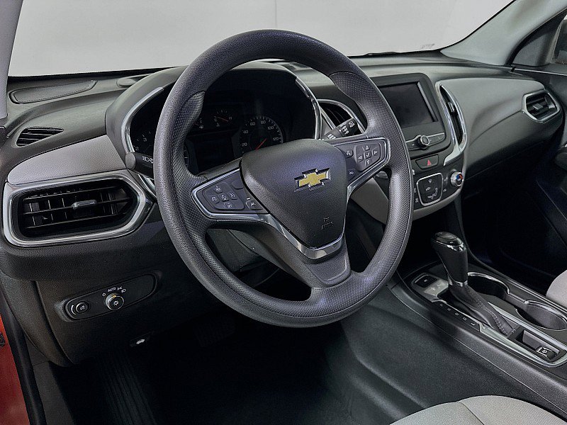 Used 2020 Chevrolet Equinox LS w/ LS Convenience Package image 9