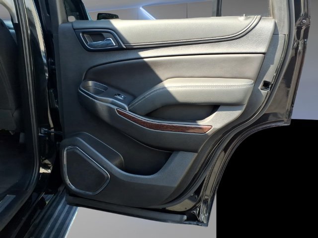 Used 2019 GMC Yukon SLT w/ Open Road Package AWD/4WD image 17