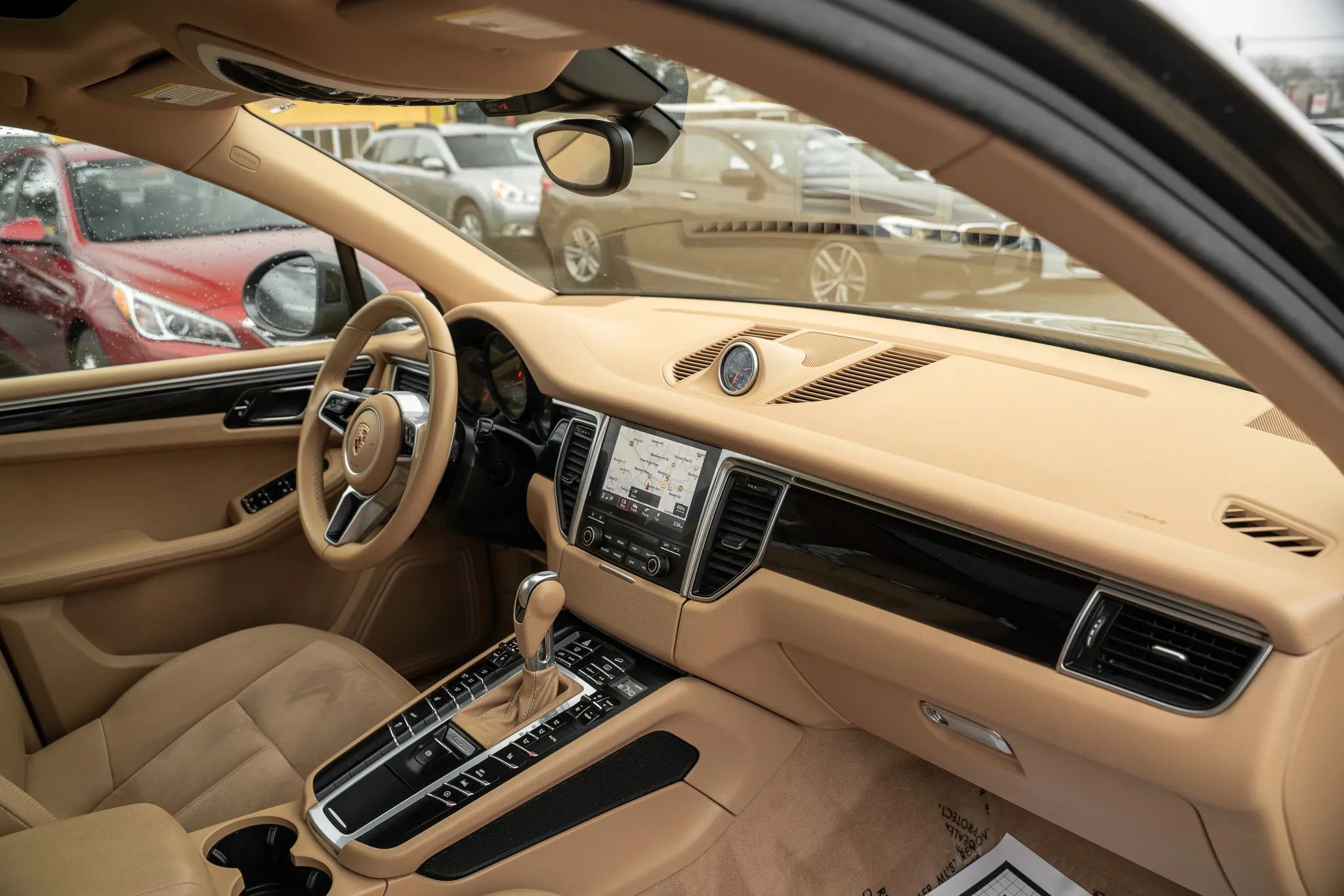 Used 2017 Porsche Macan Sport Edition image 13