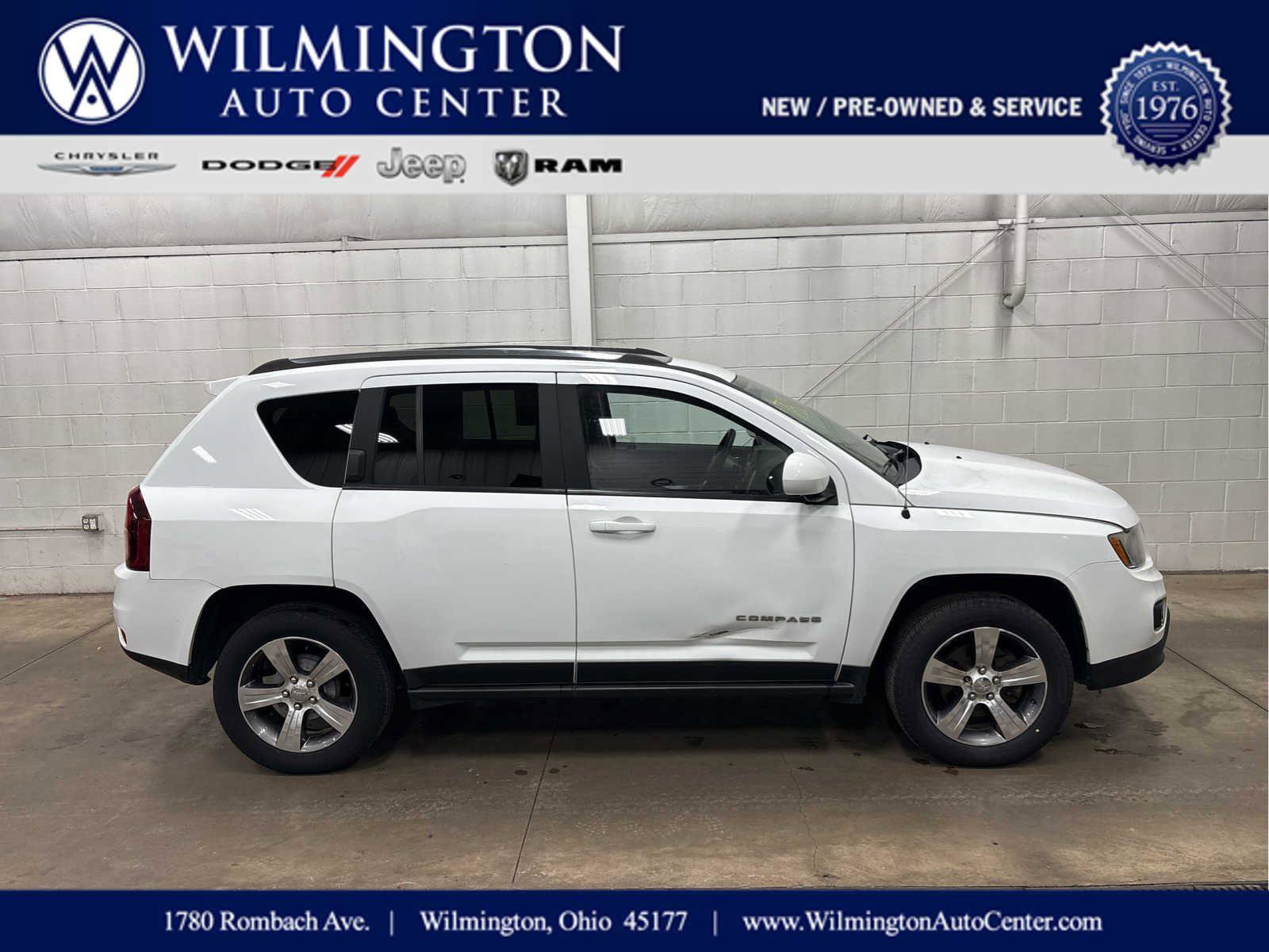 Used 2016 Jeep Compass High Altitude image 1