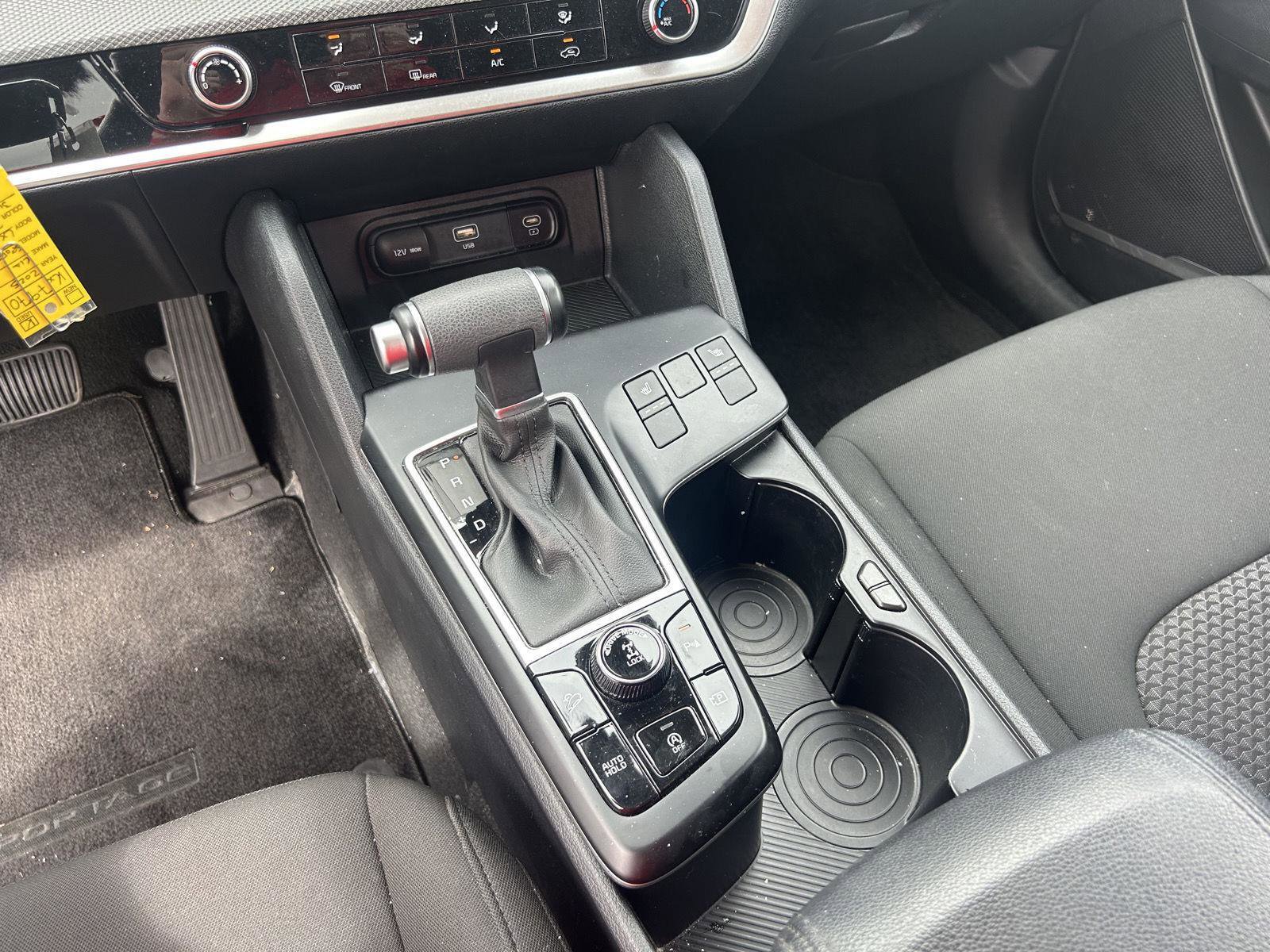 Used 2025 Kia Sportage LX AWD/4WD image 12