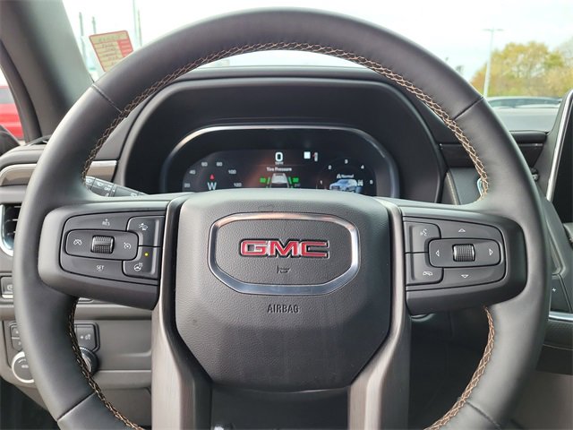 Used 2023 GMC Yukon AT4 image 26