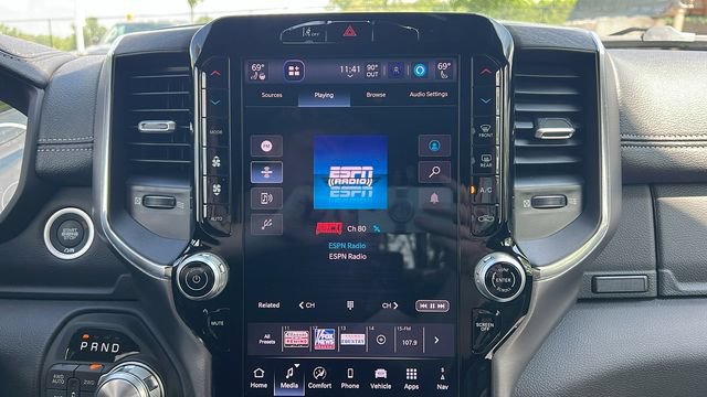 New 2026 RAM 1500 Laramie AWD/4WD image 5