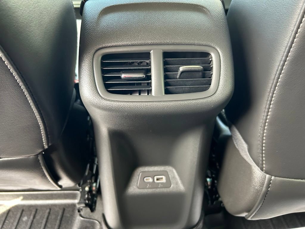 Certified 2023 Buick Envision Preferred AWD/4WD image 17