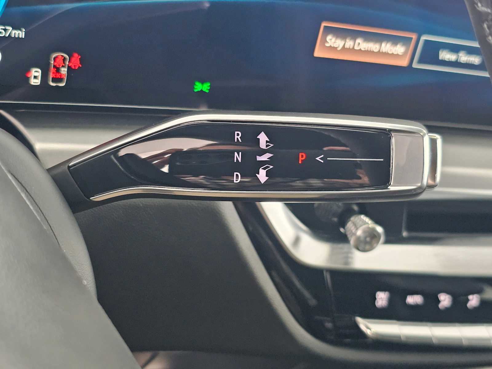 New 2026 Cadillac Lyriq Luxury image 30