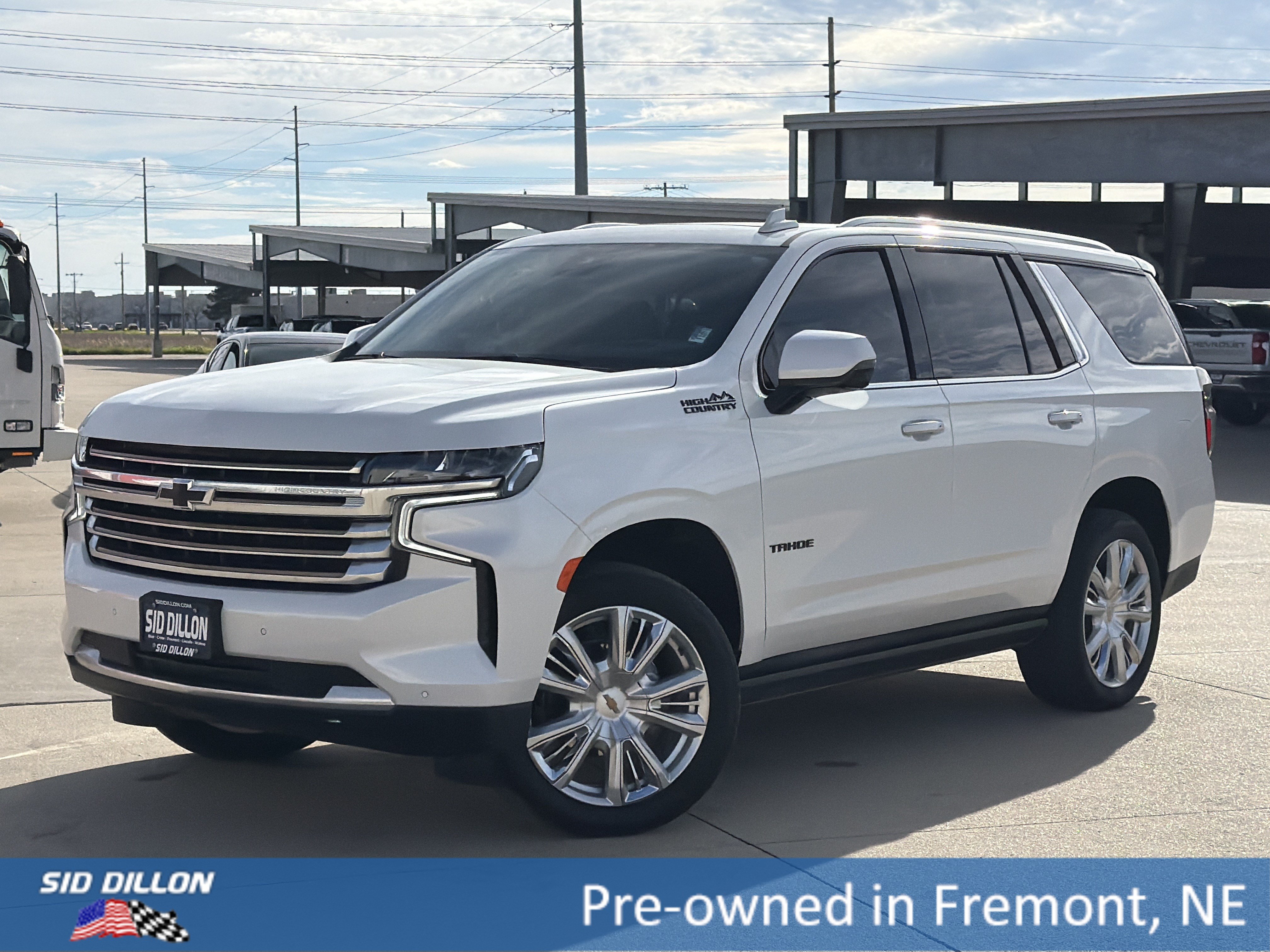 Used 2024 Chevrolet Tahoe High Country AWD/4WD image 1