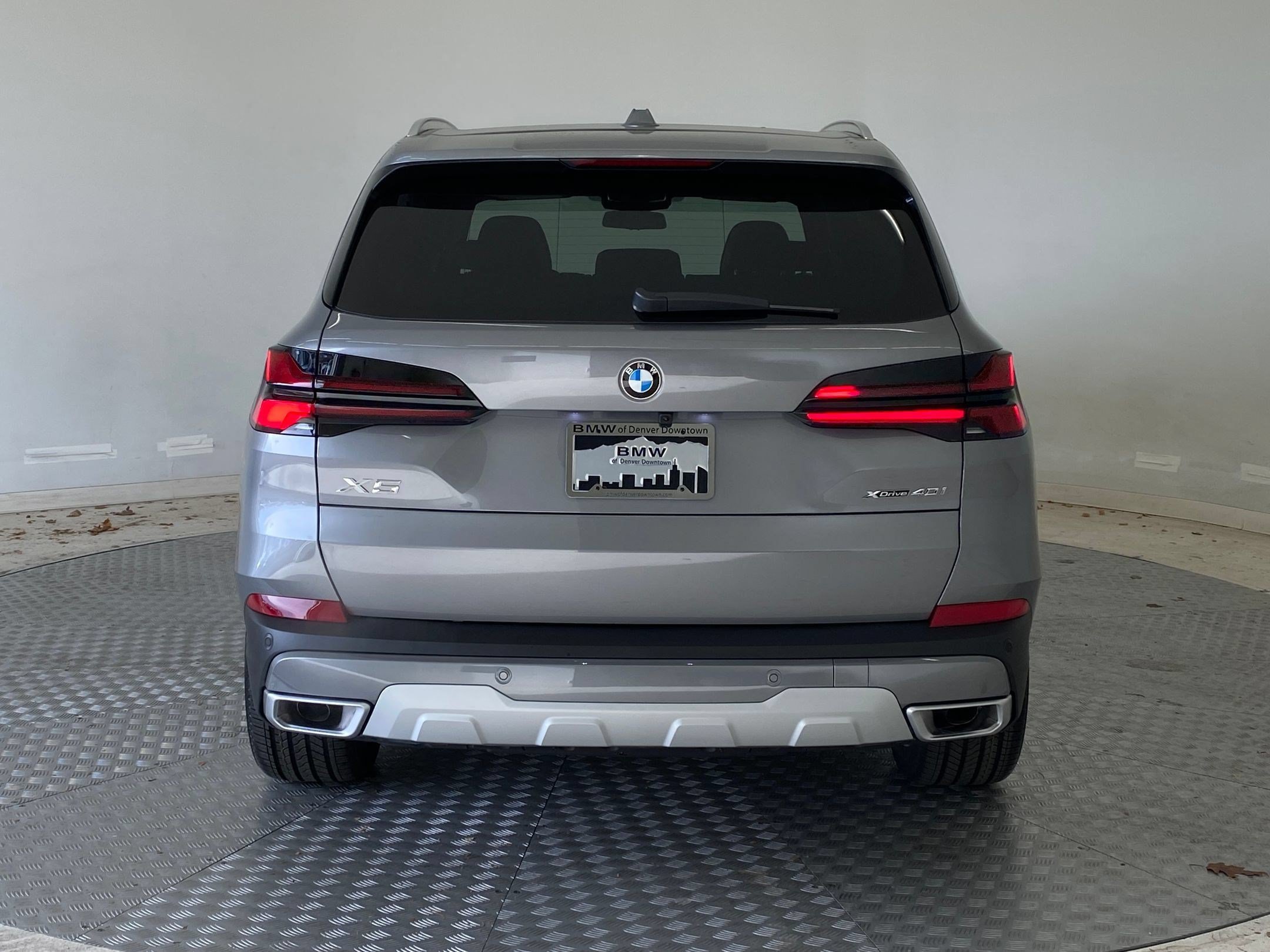 Used 2026 BMW X5 xDrive40i w/ Climate Comfort Package AWD/4WD image 9