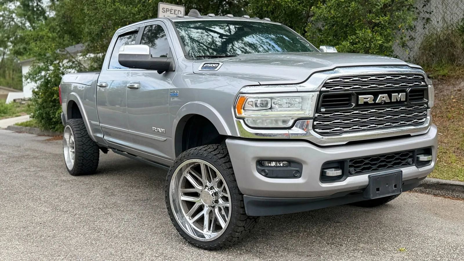 Used 2019 RAM 2500 Limited image 17