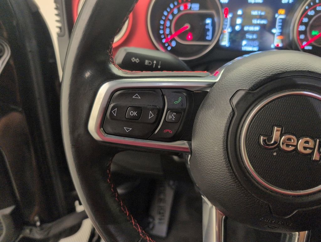 Used 2022 Jeep Wrangler Rubicon AWD/4WD image 37