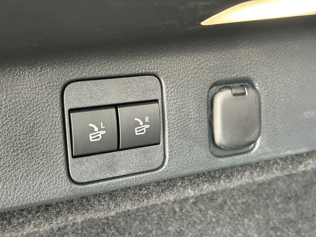 Used 2023 Lexus RX 350h AWD/4WD image 15