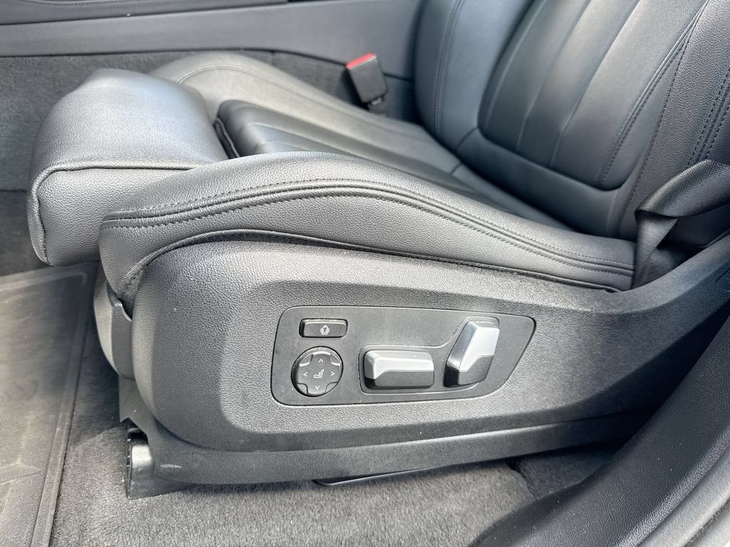 Used 2019 BMW X5 xDrive40i w/ Convenience Package AWD/4WD image 12
