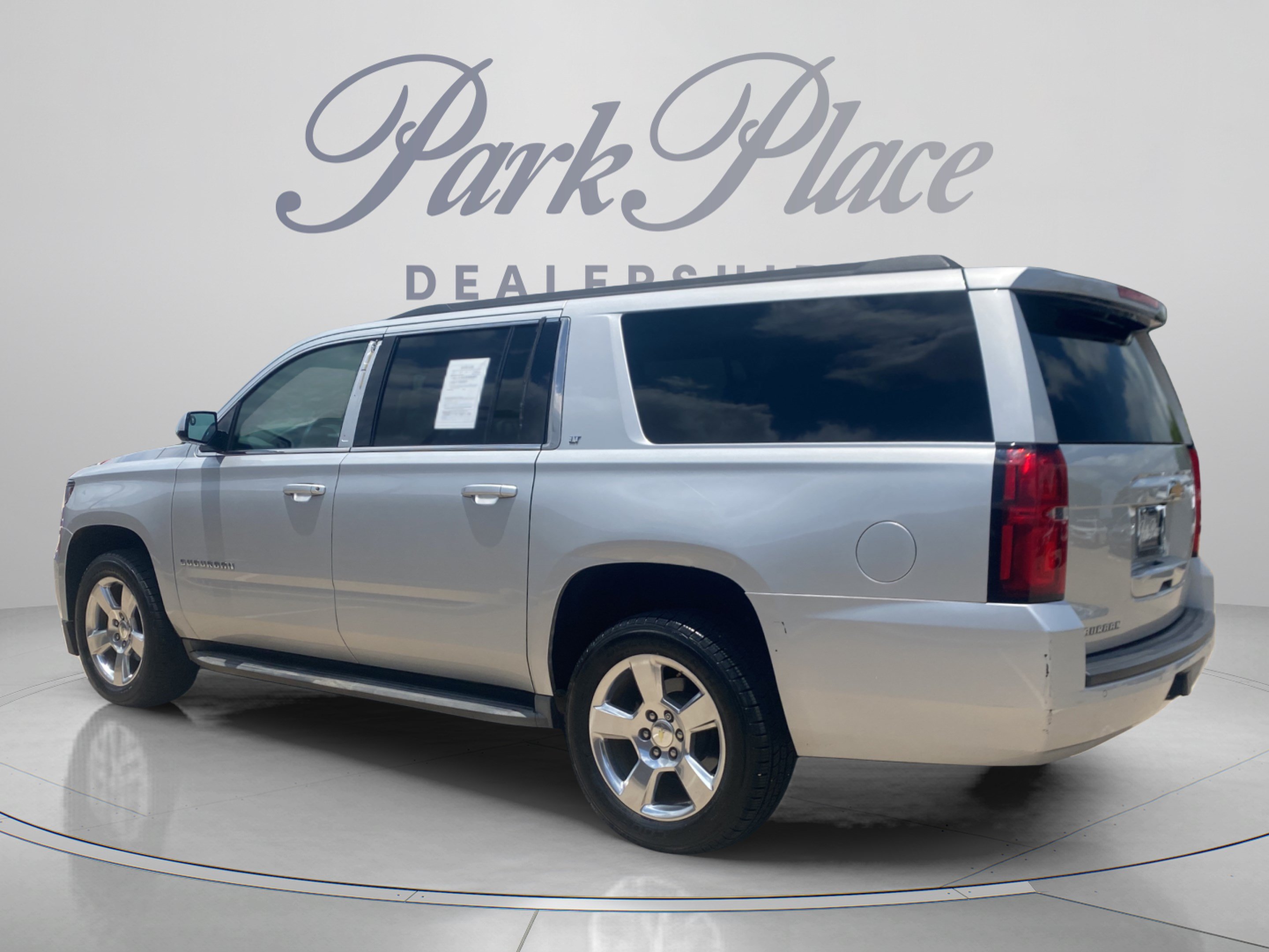 Used 2015 Chevrolet Suburban LT w/ Max Trailering Package RWD image 3