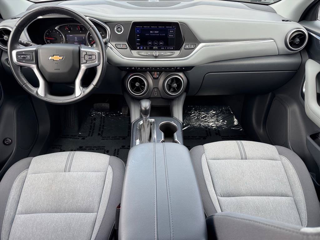 Used 2020 Chevrolet Blazer LT FWD image 12