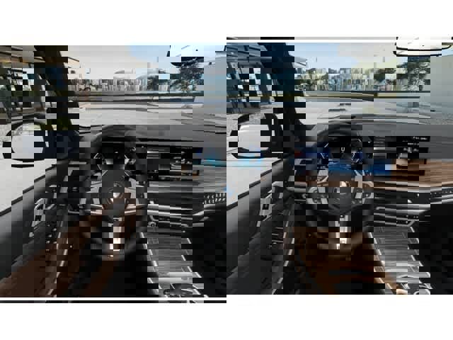 New 2026 BMW X5 xDrive50e image 13