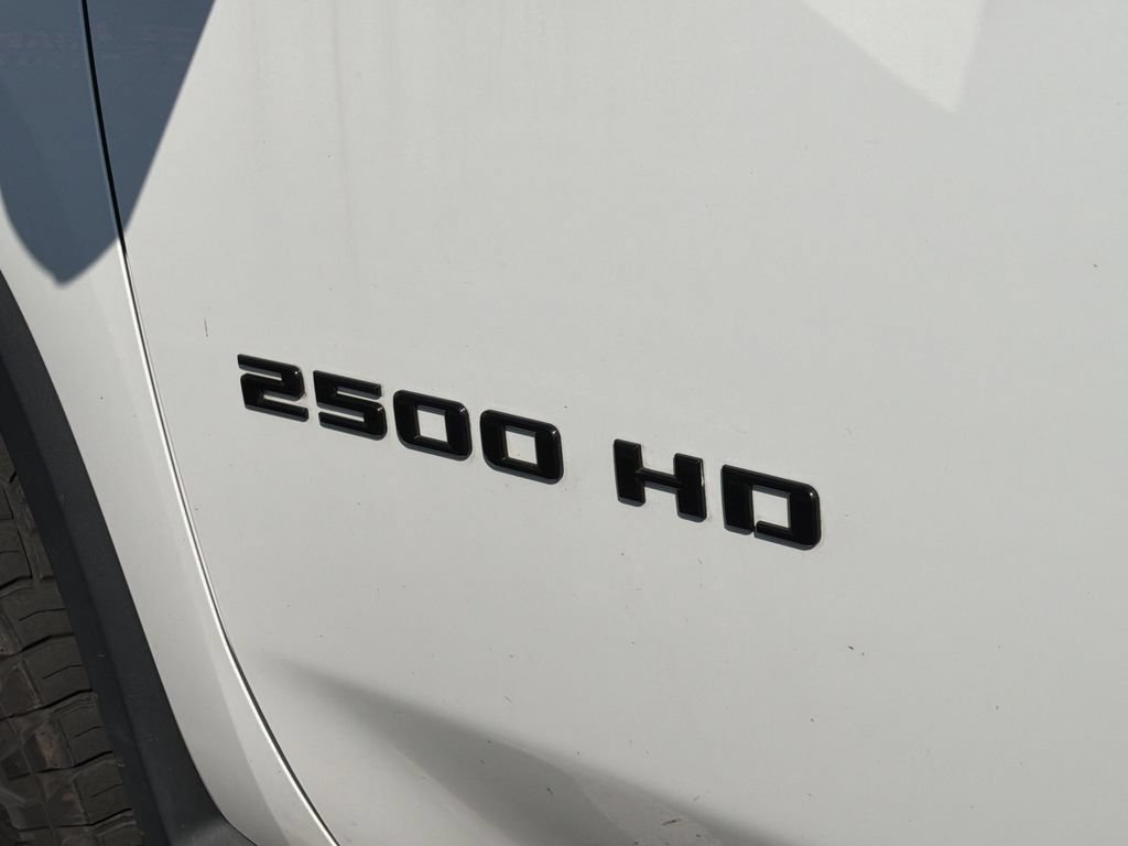 Used 2022 Chevrolet Silverado 2500 LT w/ Z71 Sport Edition AWD/4WD image 16