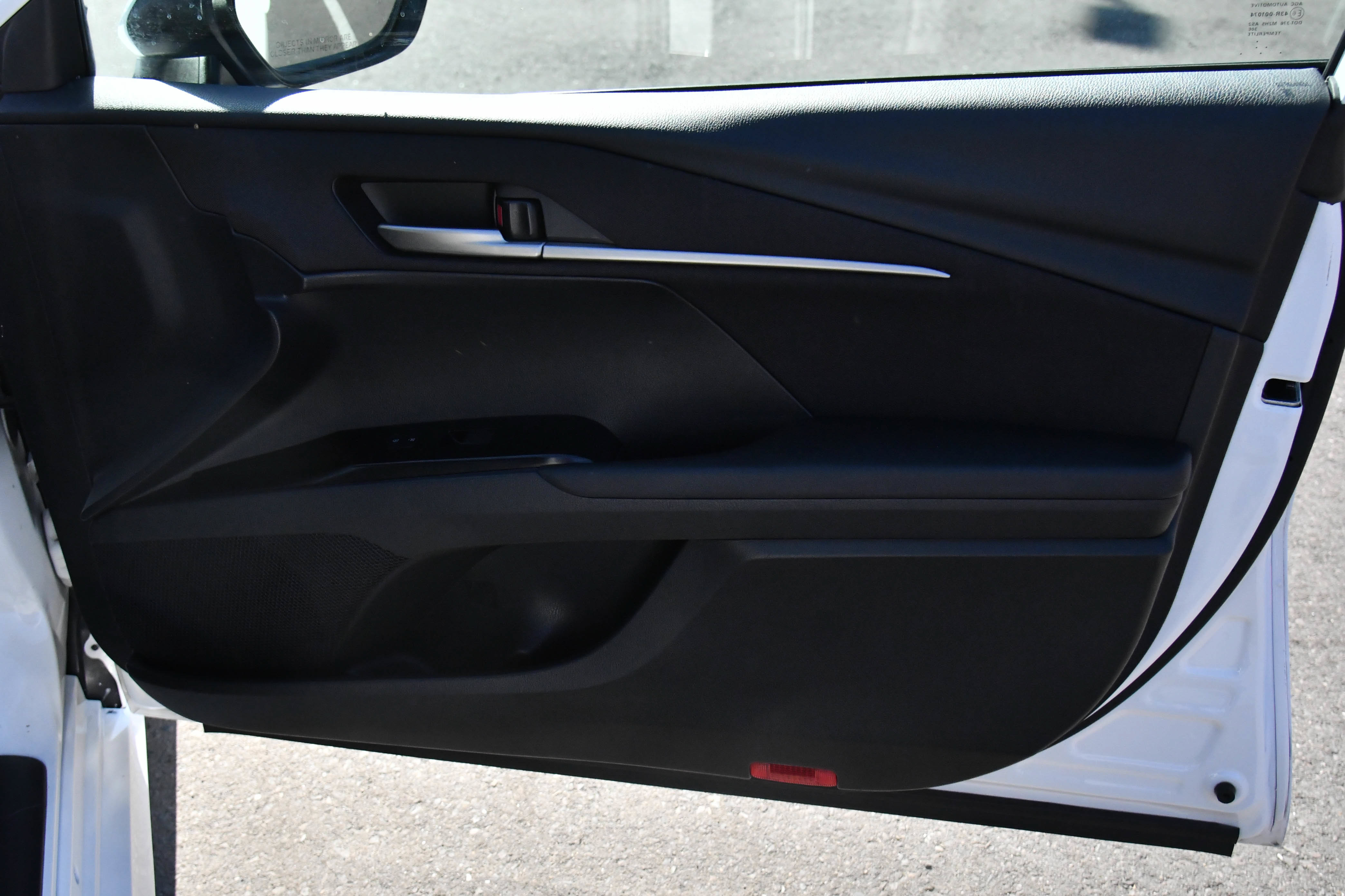 Used 2025 Toyota Camry LE FWD image 44