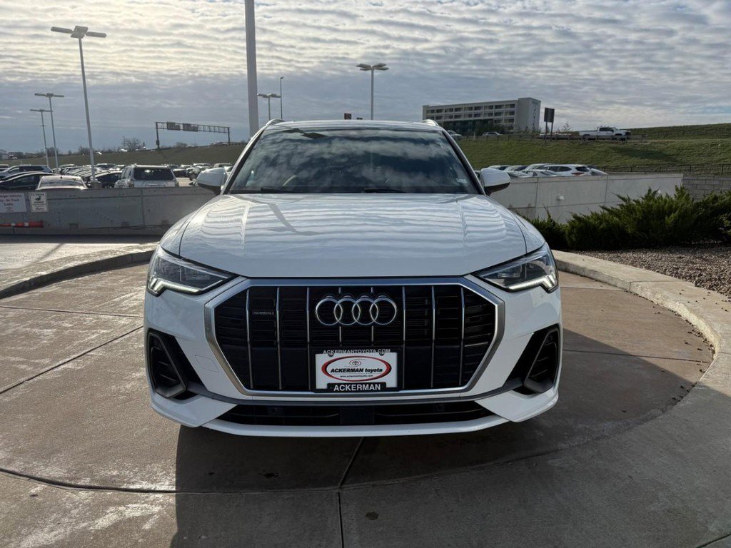Used 2023 Audi Q3 2.0T Premium image 12