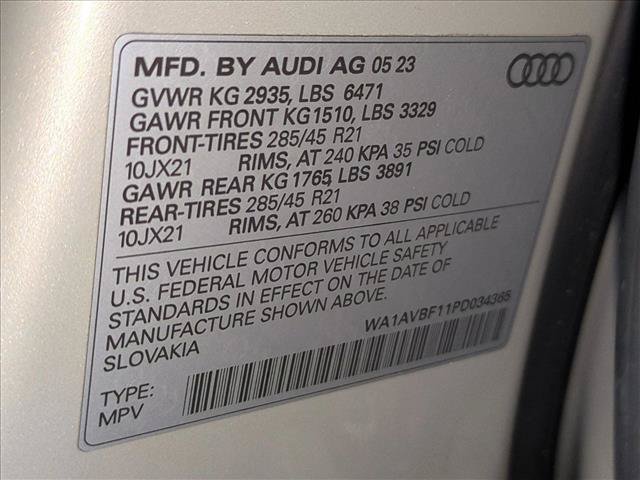Used 2023 Audi Q8 Premium AWD/4WD image 27