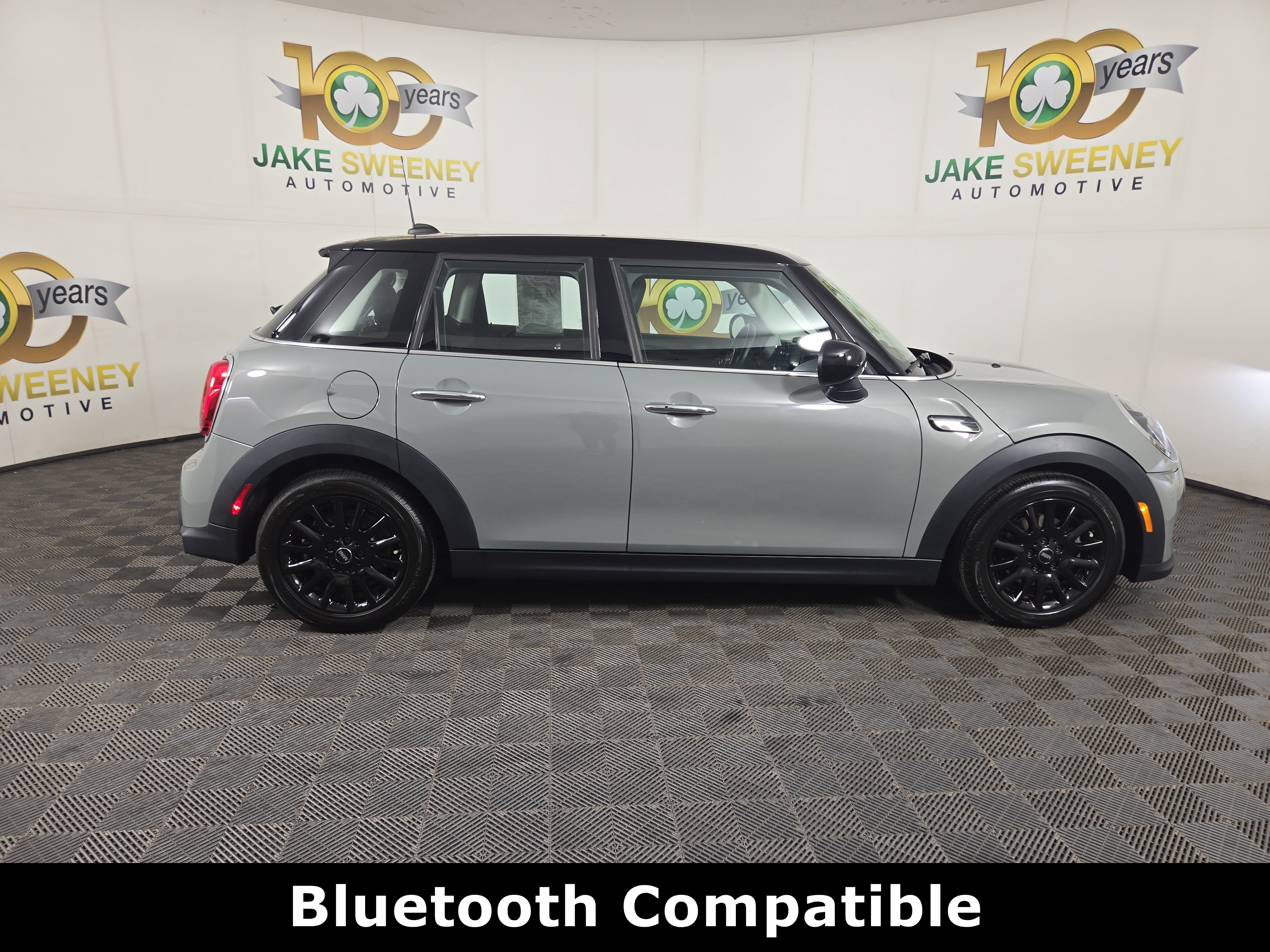 Used 2023 MINI Cooper 4-Door Hardtop FWD image 10