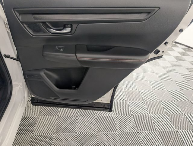 Used 2025 Honda CR-V Sport-L image 34