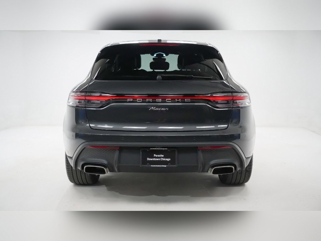 Certified 2025 Porsche Macan image 11